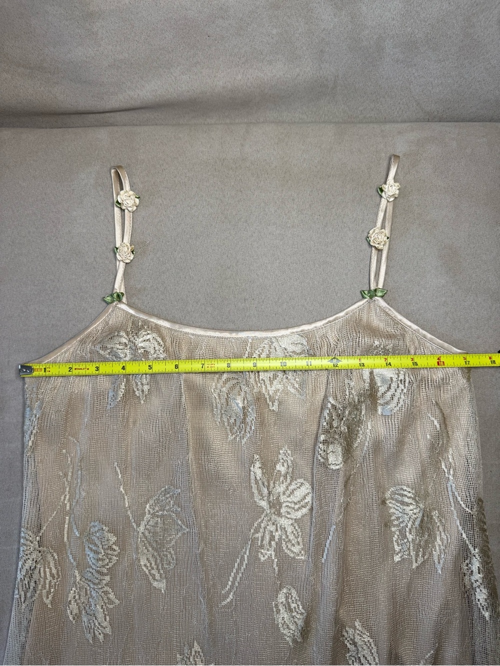 Cache Vintage Lace Maxi Dress with Floral pattern and Flower details Size Large - Picture 5 of 9
